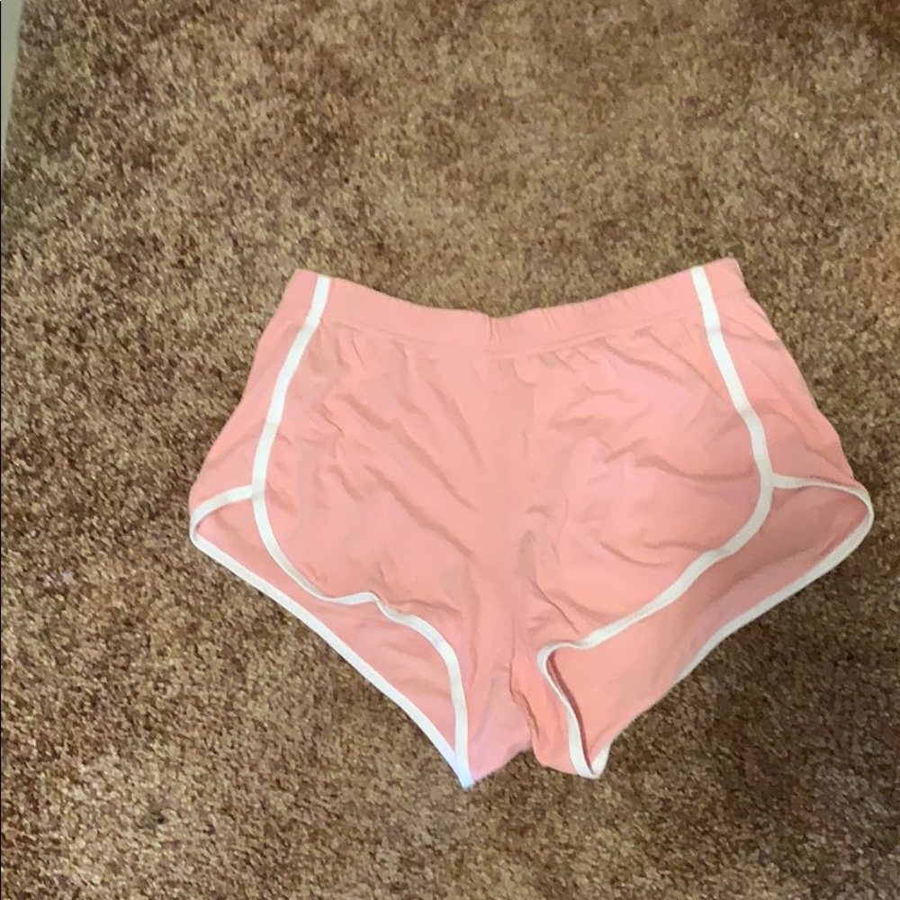 Comfy pink shorts